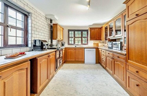 Stackpole Cottage | 3 Bed in Stackpole (oc-c27398)