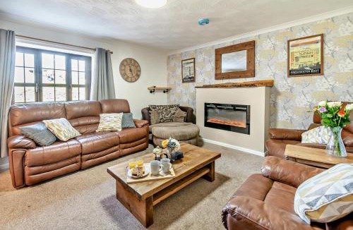 Stackpole House | 3 Bed in Stackpole oc-c27398