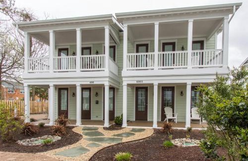 Northeast Virginia Beach House | 406A The Beach House