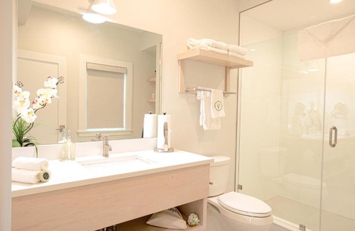 Ogunquit Hotel | Grasshopper Inn