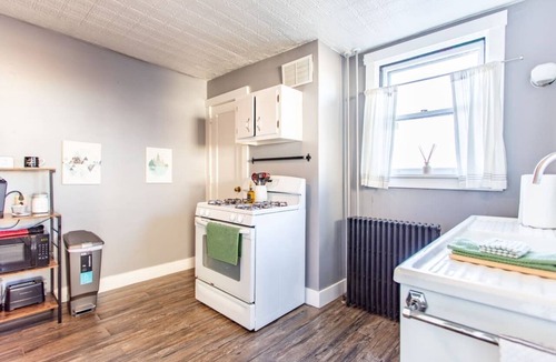 South Side Slopes Apartment | Spacious Studio w/Million Dollar City Views