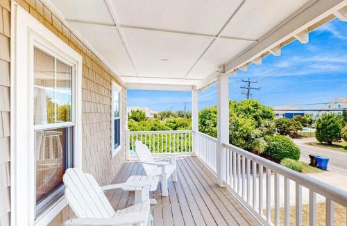 Sandbridge House | The Sandlot