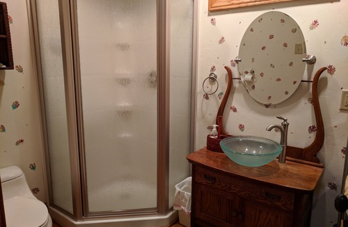 Johnson City House | Watauga's End Farm. Riverside Getaway in East TN
