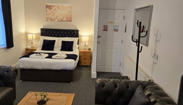 Q Accommodation