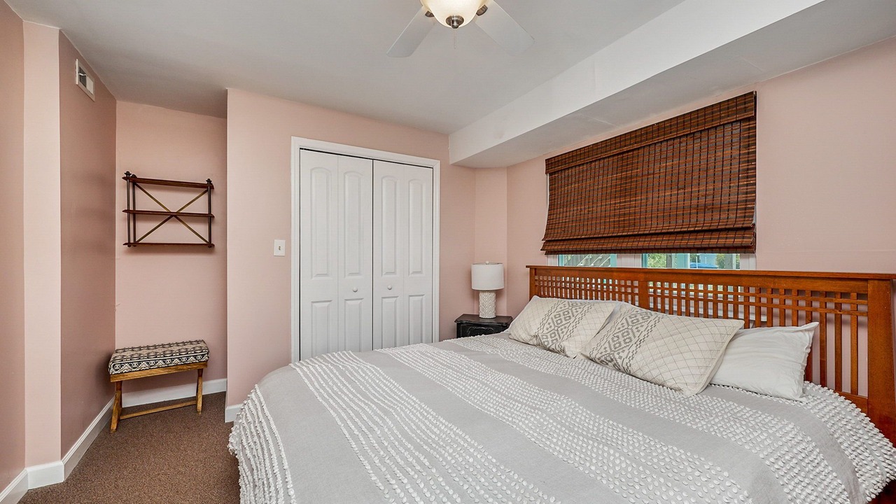 Photo of Bedroom in Sandbridge
