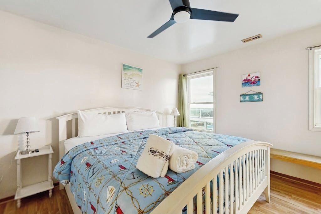 Photo of Bedroom in Sandbridge