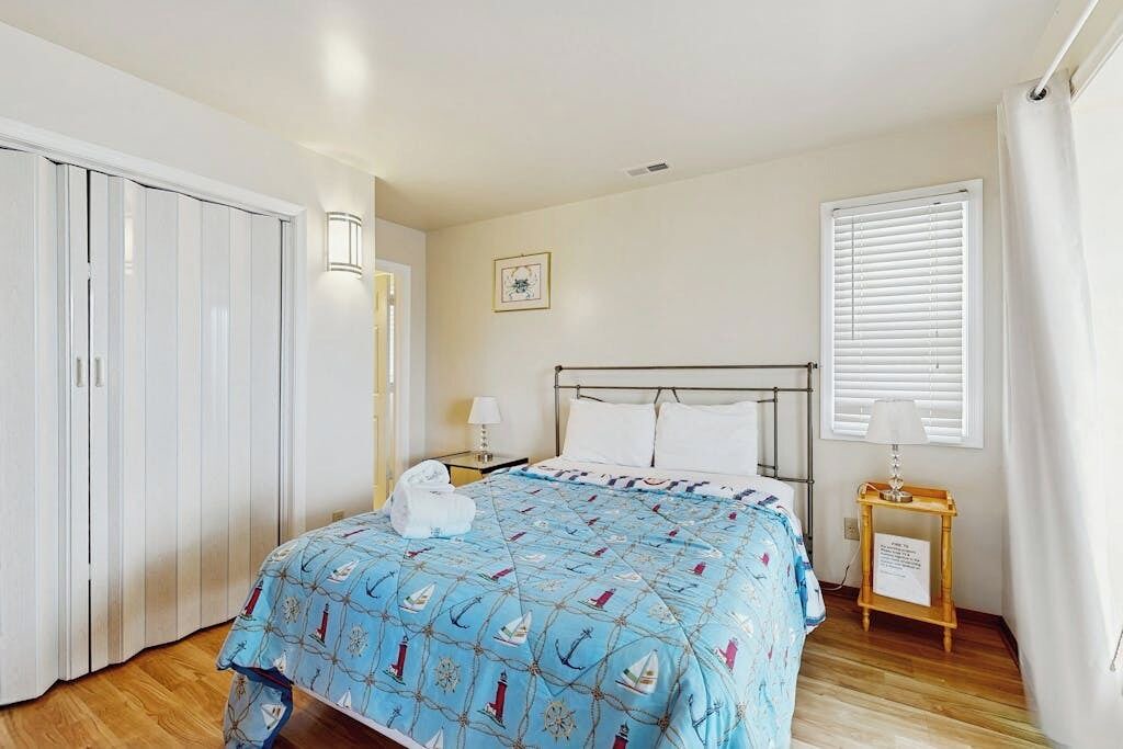 Photo of Bedroom in Sandbridge