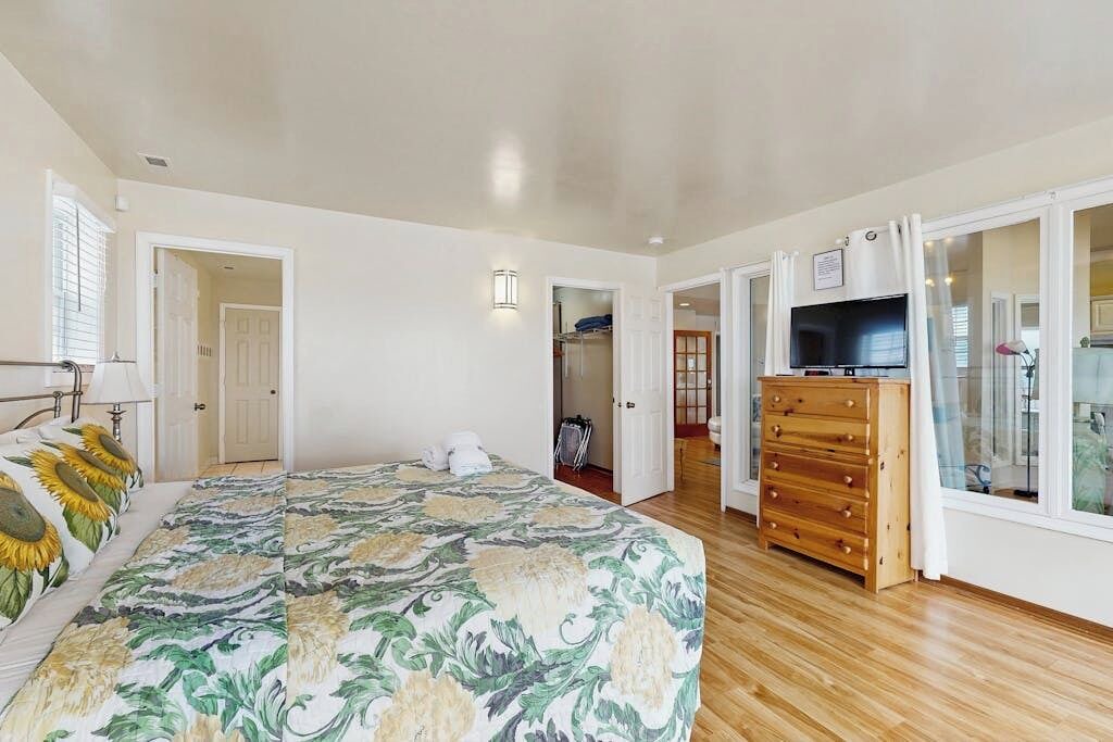 Photo of Bedroom in Sandbridge