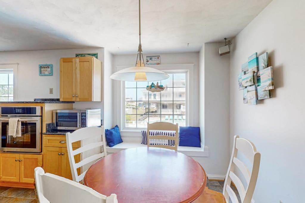Photo of Kitchen in Sandbridge