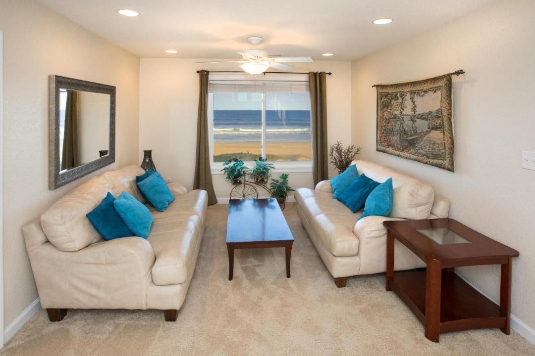 Photo of Livingroom in Sandbridge